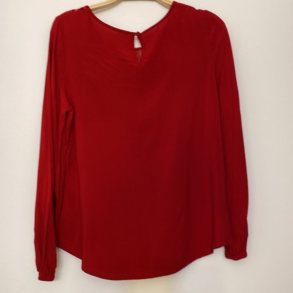 St. John’s Bay Red Retro Blouse - Picture 3 of 10